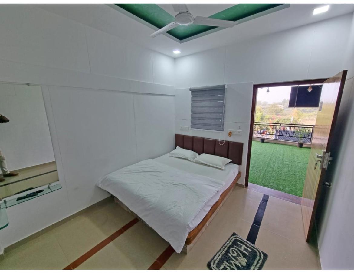 Hari Homestay, Garudeshwar Ngoại thất bức ảnh
