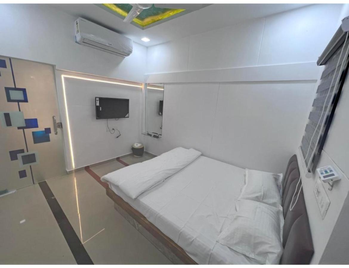 Hari Homestay, Garudeshwar Ngoại thất bức ảnh