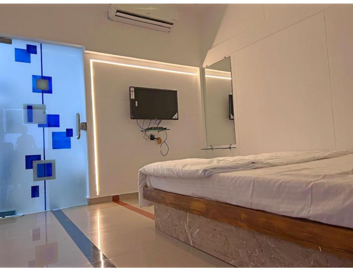 Hari Homestay, Garudeshwar Ngoại thất bức ảnh